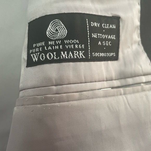 Michael Kors 100% Wool Sports Coat. Size M - Picture 5 of 5